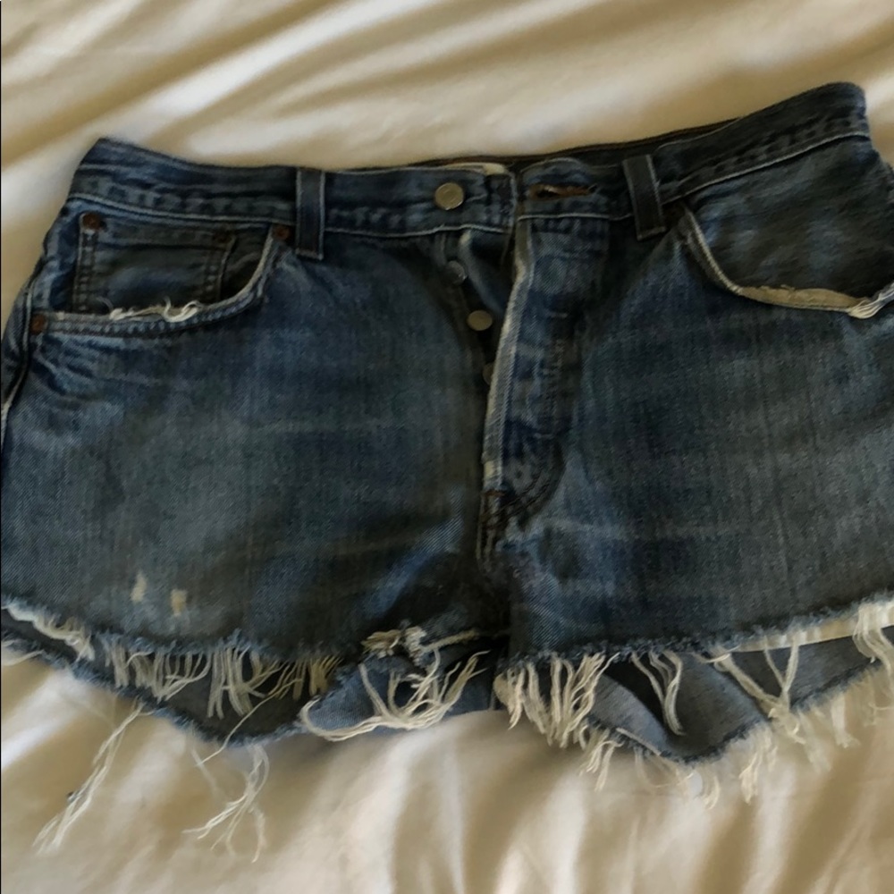 VINTAGE LEVI 501 SHORTS!!!